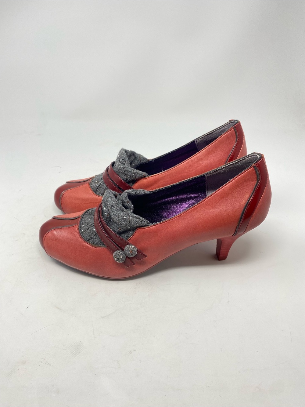 Poetic License Love Letter Mary Jane Red Leather Heels Gray Fabric Trim Retro - Picture 3 of 12